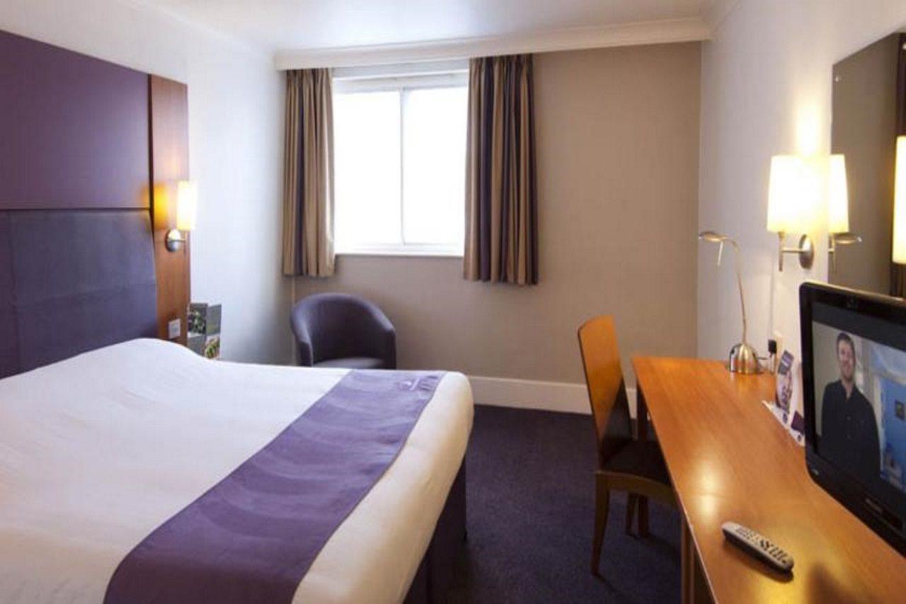 Premier Inn Worcester Exterior foto